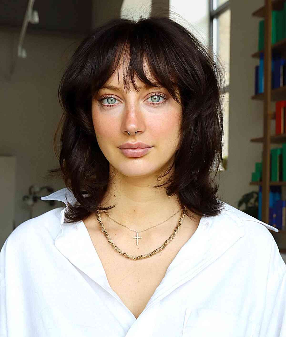 '90s Mid-Length Layered Cut with Wispy Bangs