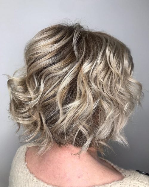 The Perfect Bob with Waves and Curls