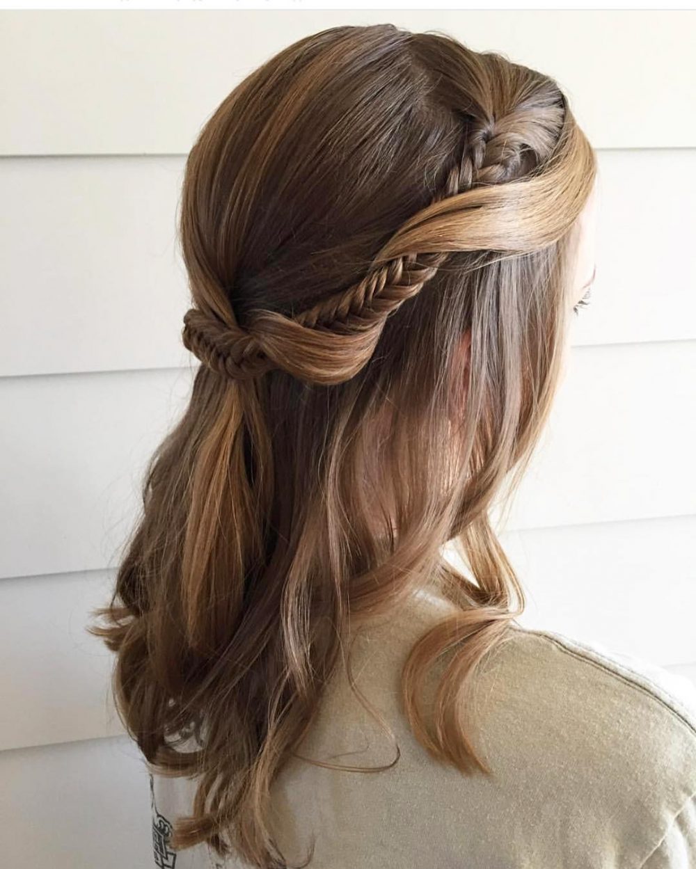 Fishtail Twist hairstyle