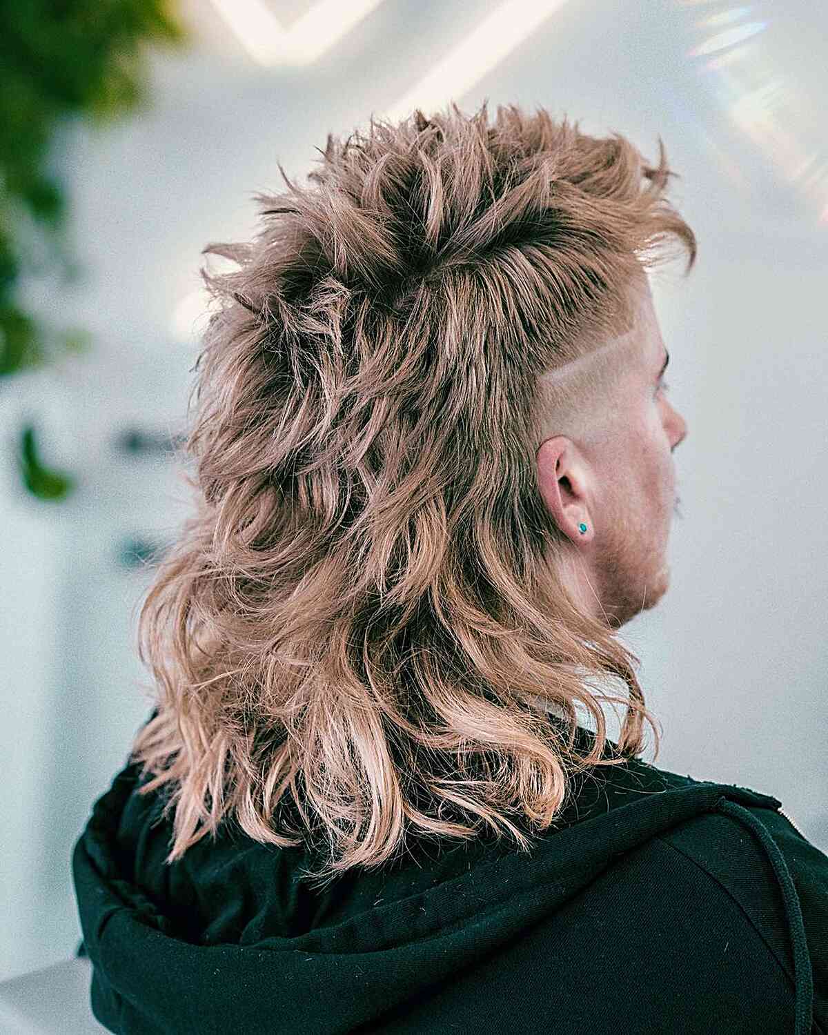 Long Undercut with Mid Fade