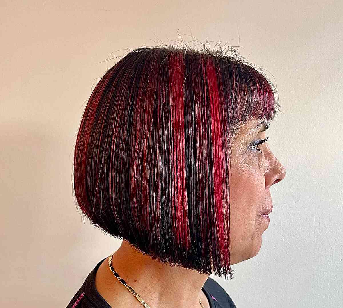 Picture of a short dark red hair