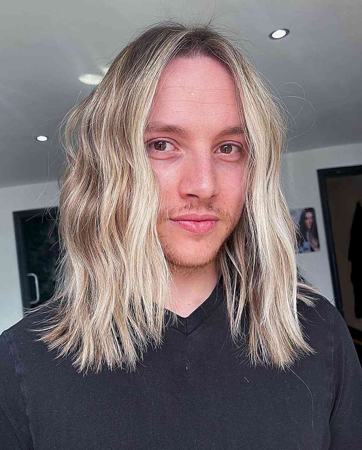 Simply Grungy Style for Long-Haired Men