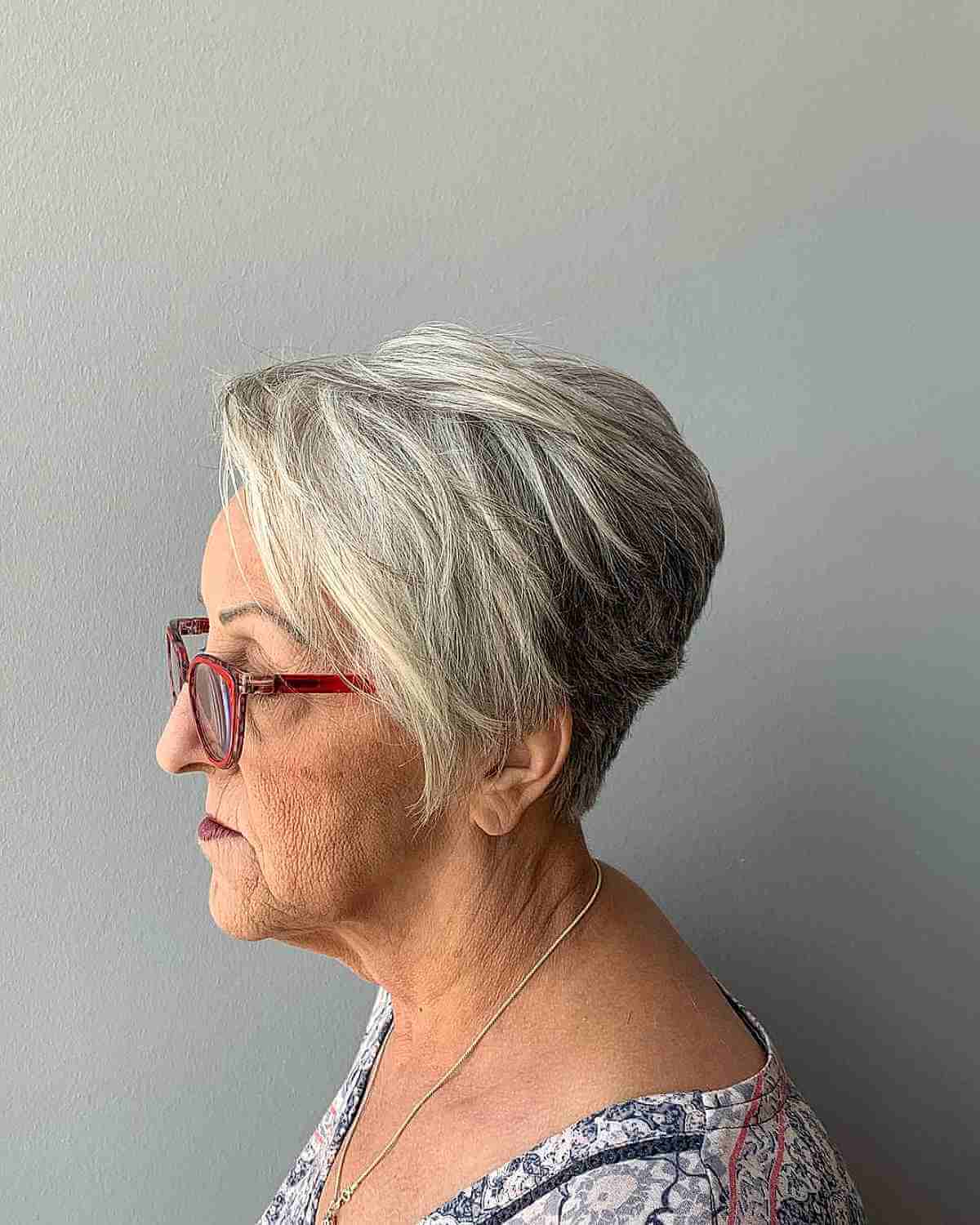 Younger-Looking Stacked Pixie Bob for Ladies 70 and Over